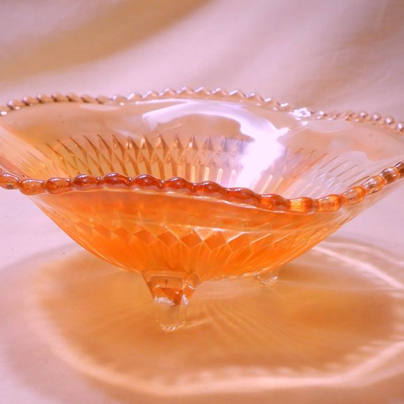 VINTAGE ~ Carnival Glass DISH / BOWL ~ Ruffle Edge - Picture 4 of 4